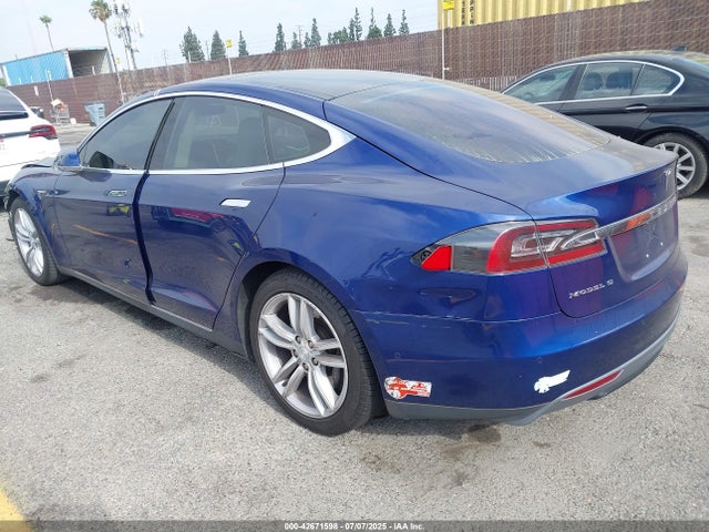 2016 TESLA MODEL S 5YJSA1E16GF129921 Photo 2
