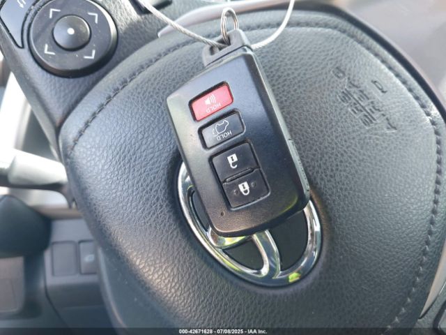 2017 TOYOTA RAV4 HYBRID JTMDJREV6HD109641 Photo 10