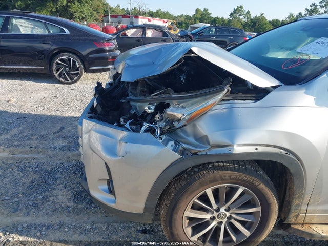 5TDKZRFH7JS531369 Toyota 2gr-fks