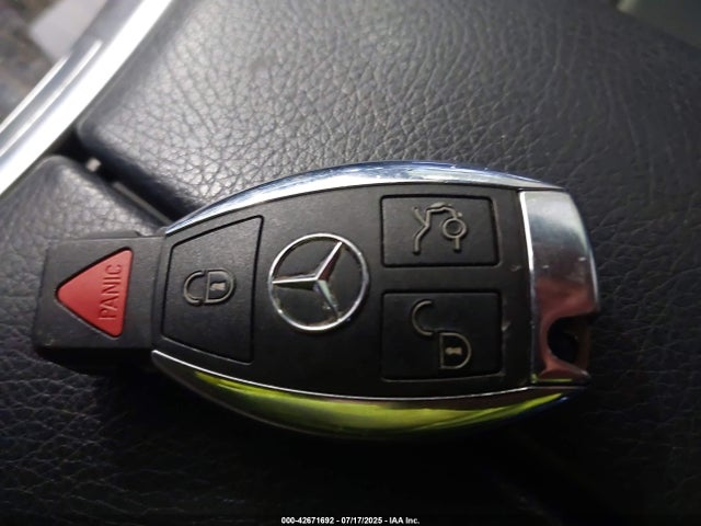 WDC0G4KB9JV017900 Mercedes-Benz m274