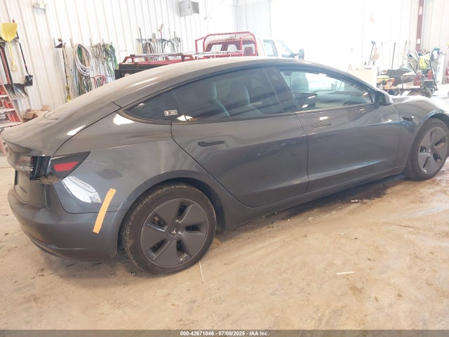 2022 TESLA MODEL 3 5YJ3E1EB0NF332382 Photo 3