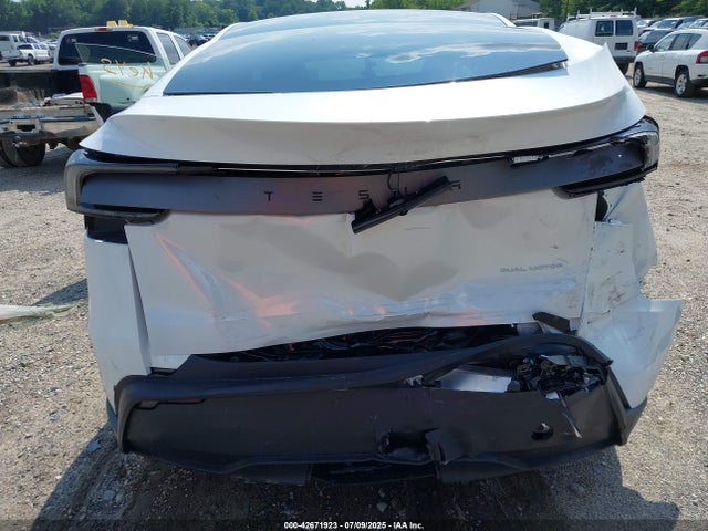 2026 TESLA MODEL Y 7SAYGDEE4TA386891 Photo 5