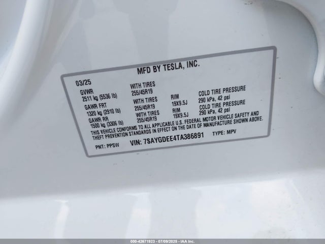 2026 TESLA MODEL Y 7SAYGDEE4TA386891 Photo 8