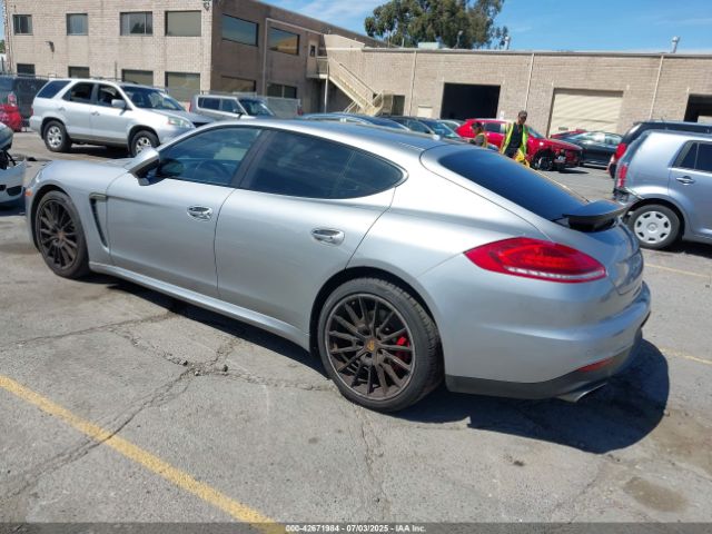 2016 PORSCHE PANAMERA WP0AA2A7XGL005997 Photo 2