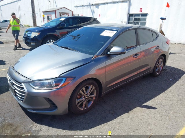 5NPD84LF0JH328606 Hyundai mpi nu