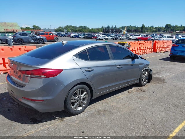5NPD84LF0JH328606 Hyundai mpi nu