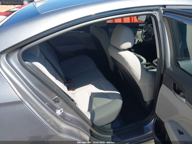 5NPD84LF0JH328606 Hyundai mpi nu