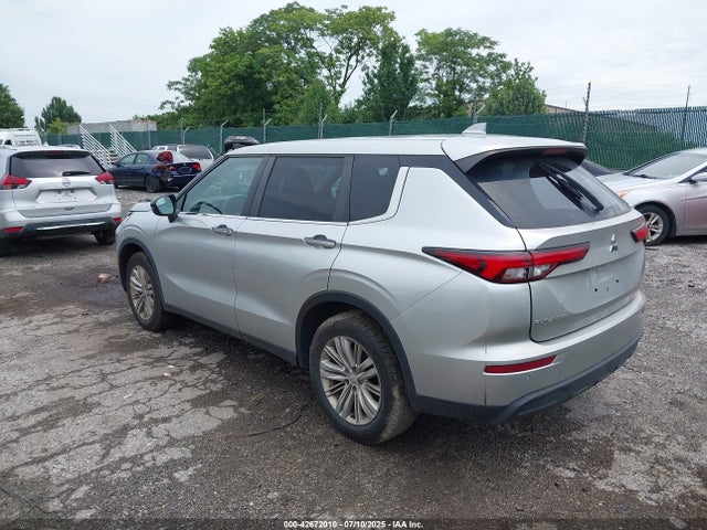 2022 MITSUBISHI OUTLANDER JA4J4TA8XNZ032255 Photo 2