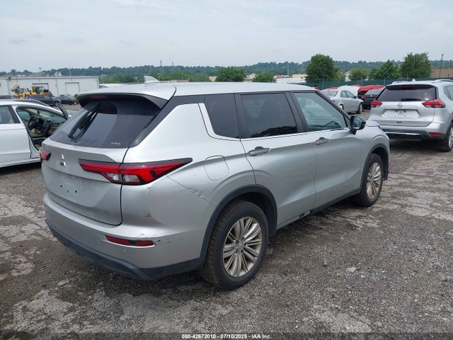 2022 MITSUBISHI OUTLANDER JA4J4TA8XNZ032255 Photo 3