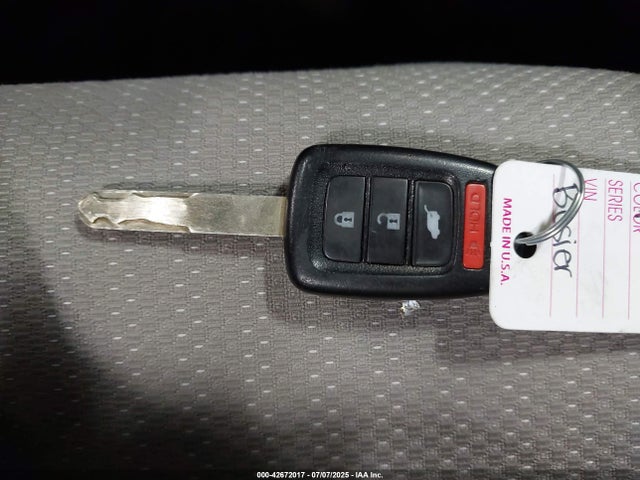 Honda r18z9 2016 3CZRU6H33GM702554 Image 11