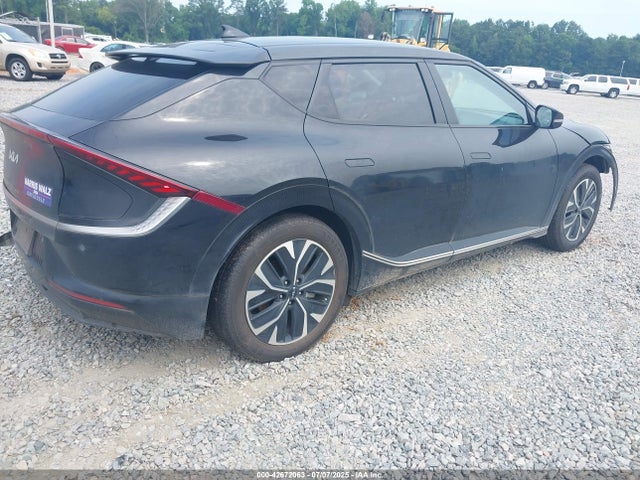 KIA 2022 2022 KNDC3DLC8N5062497 Image 4