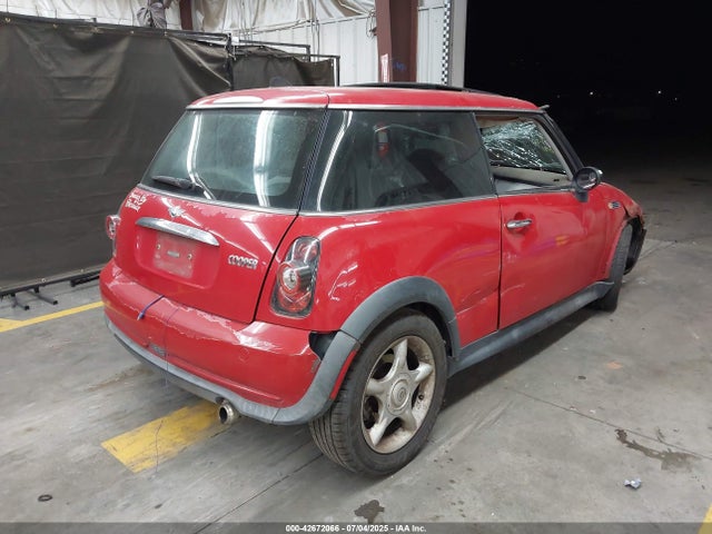 2005 MINI COOPER WMWRC33485TJ63691 Photo 3