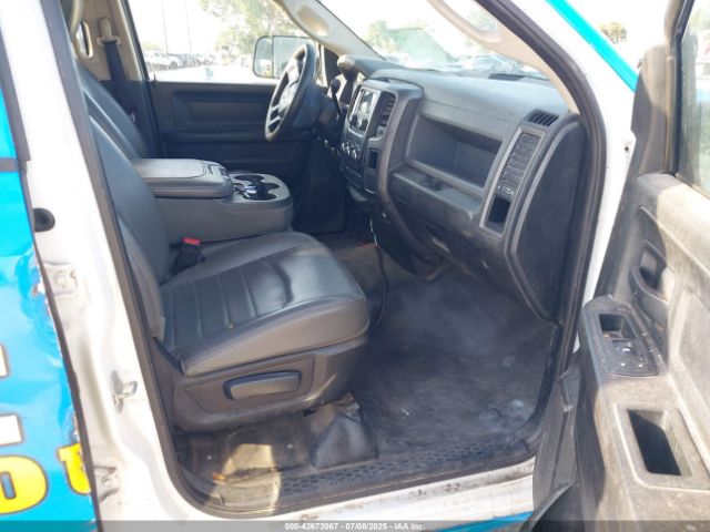 2013 RAM 1500 1C6RR6FP7DS604344 Photo 4