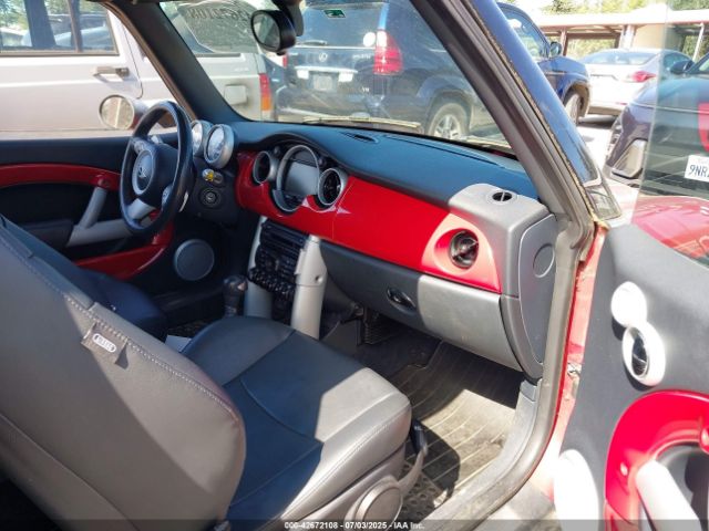 2006 MINI COOPER S WMWRE335X6TJ39073 Photo 4