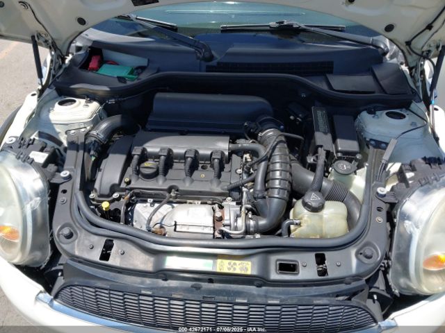 2010 MINI COOPER S CLUBMAN WMWMM3C54ATP93850 Photo 9