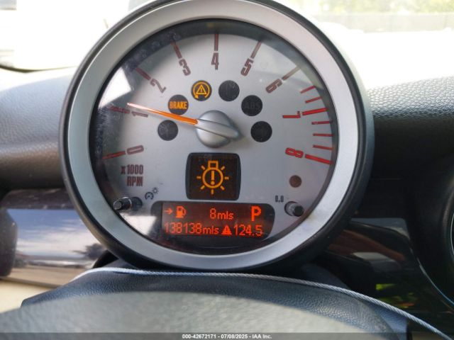 2010 MINI COOPER S CLUBMAN WMWMM3C54ATP93850 Photo 6