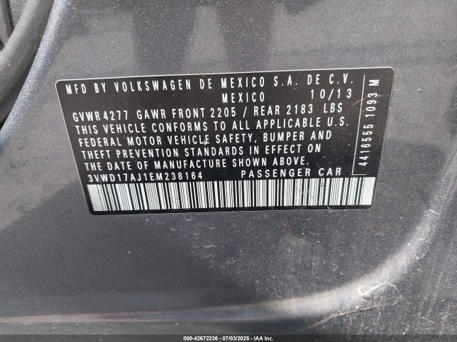 3VWD17AJ1EM238164 Volkswagen 2014