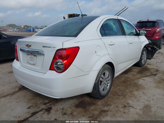 1G1JC5SH6F4140737 Chevrolet luw