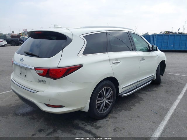 5N1DL0MN4HC542707 Infiniti 2017