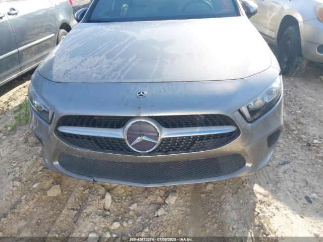 2019 MERCEDES-BENZ A 220 WDD3G4EB7KW026806 Photo 5