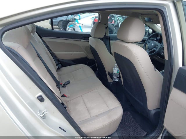 Hyundai 2017 2017 5NPD74LF1HH169642 Image 8