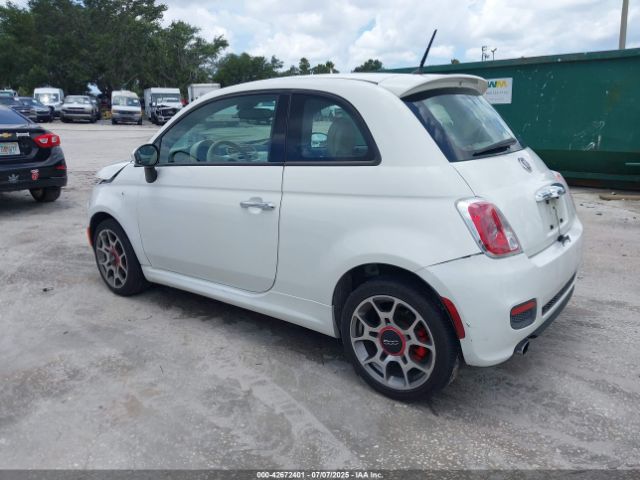 2015 FIAT 500 3C3CFFBR4FT550084 Photo 2