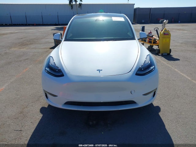 7SAYGDEE0RF160178 Tesla Model Y
