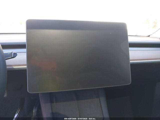 7SAYGDEE0RF160178 Tesla Model Y