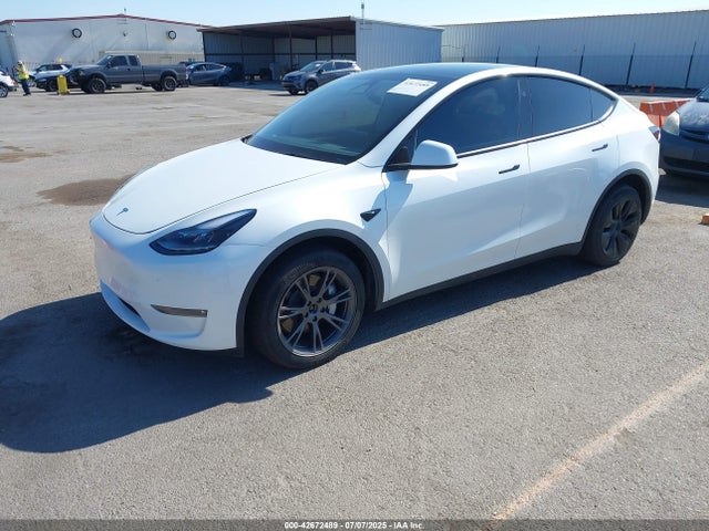 7SAYGDEE0RF160178 Tesla Model Y