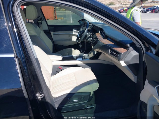 WA1VABGE8KB016934 Audi E-Tron