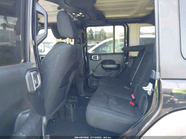 1C4HJXDN2LW300431 Jeep 2020