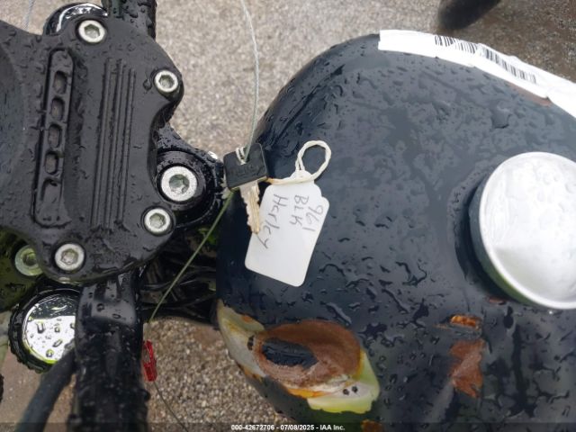 2017 HARLEY-DAVIDSON XL883 1HD4LE210HC443253 Photo 10