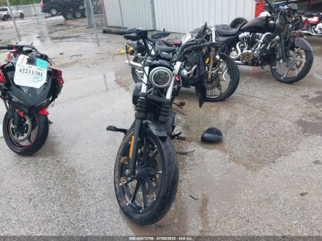 2017 HARLEY-DAVIDSON XL883 1HD4LE210HC443253 Photo 4