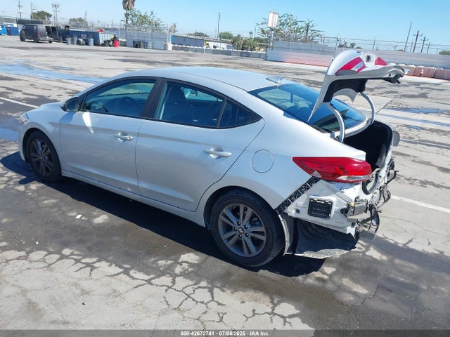 5NPD84LF6JH299015 Hyundai mpi nu