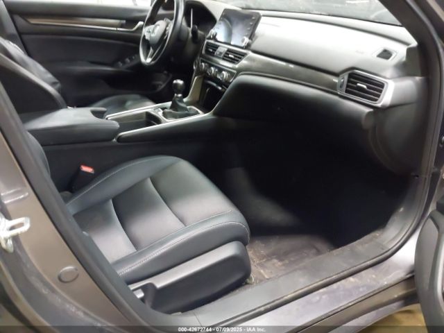 2018 HONDA ACCORD 1HGCV2E35JA010825 Photo 4