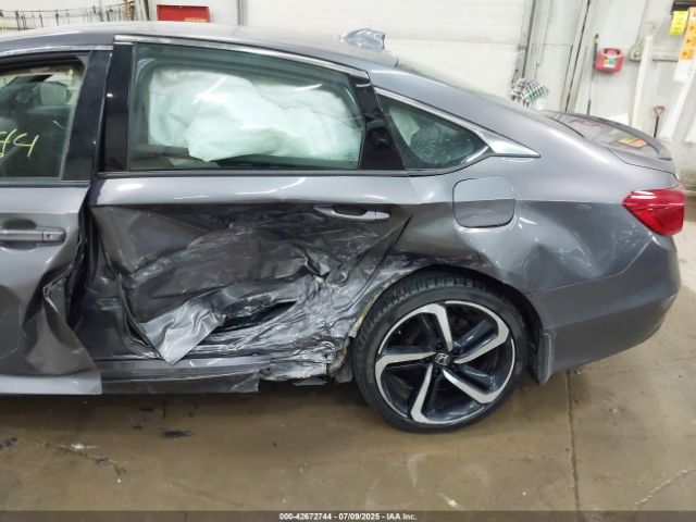 2018 HONDA ACCORD 1HGCV2E35JA010825 Photo 5