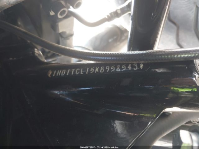 2019 HARLEY-DAVIDSON FLTRXSE 1HD1TCL15KB958543 Photo 9