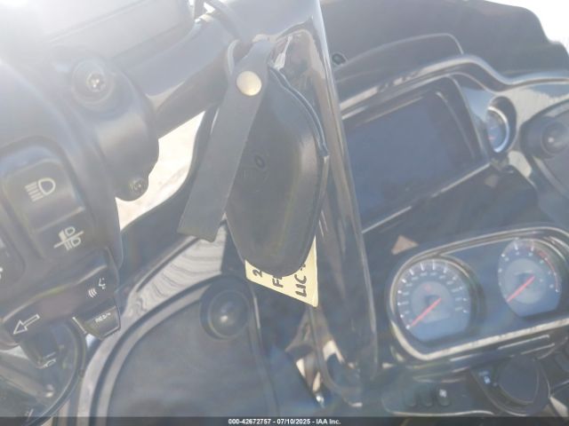 2019 HARLEY-DAVIDSON FLTRXSE 1HD1TCL15KB958543 Photo 10