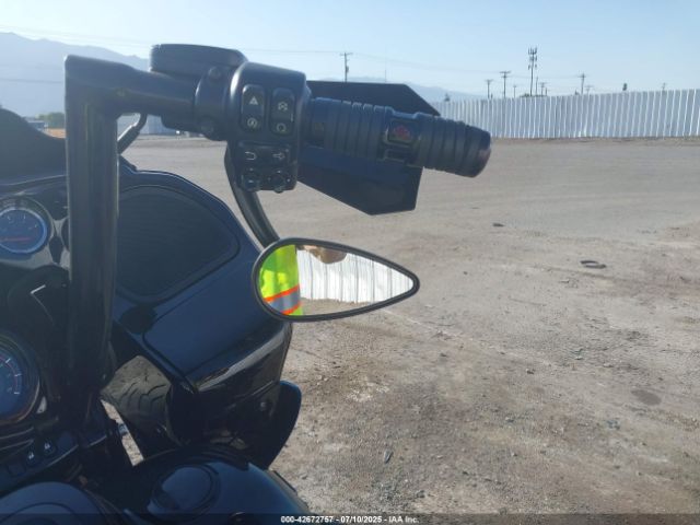 2019 HARLEY-DAVIDSON FLTRXSE 1HD1TCL15KB958543 Photo 7