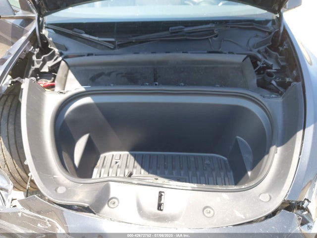 2024 TESLA MODEL Y 7SAYGDEE9RA282051 Photo 9