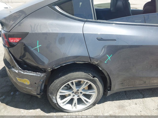 2021 TESLA MODEL Y 5YJYGDEE7MF283109 Photo 5