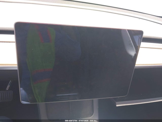 2021 TESLA MODEL Y 5YJYGDEE7MF283109 Photo 6