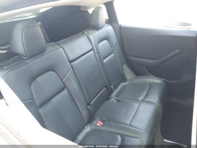2021 TESLA MODEL Y 5YJYGDEE7MF283109 Photo 7