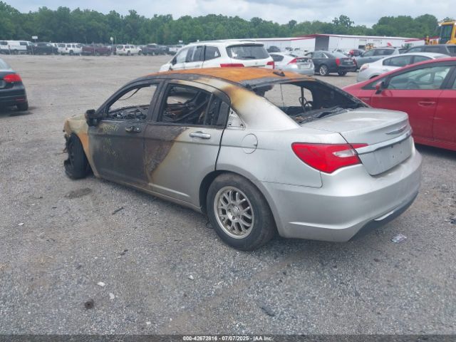 2012 CHRYSLER 200 1C3CCBCB8CN125790 Photo 2