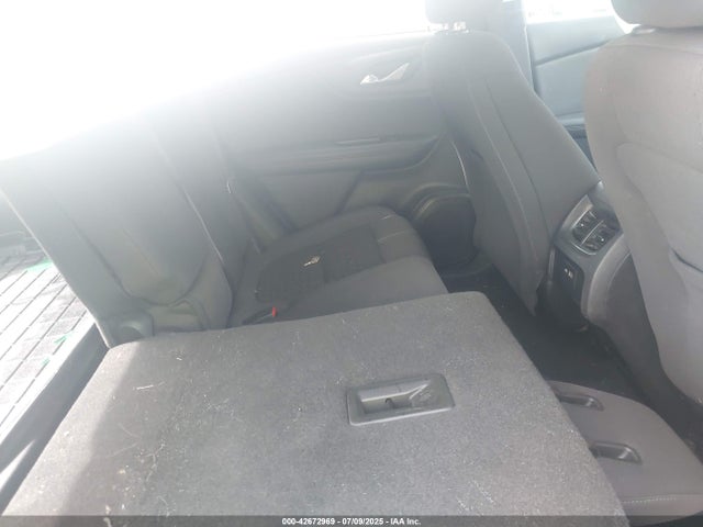 Chevrolet lgx 2019 3GNKBCRS3KS702650 Image 8