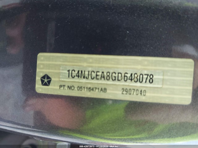 Jeep 2016 2016 1C4NJCEA8GD648078 Image 9