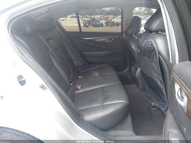 JN1EV7AP1JM360306 Infiniti Q50