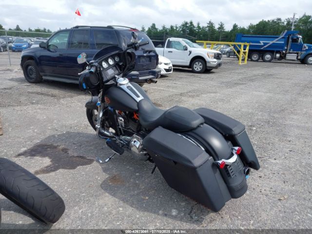 2014 HARLEY-DAVIDSON FLHX 1HD1KBM11EB683849 Photo 2