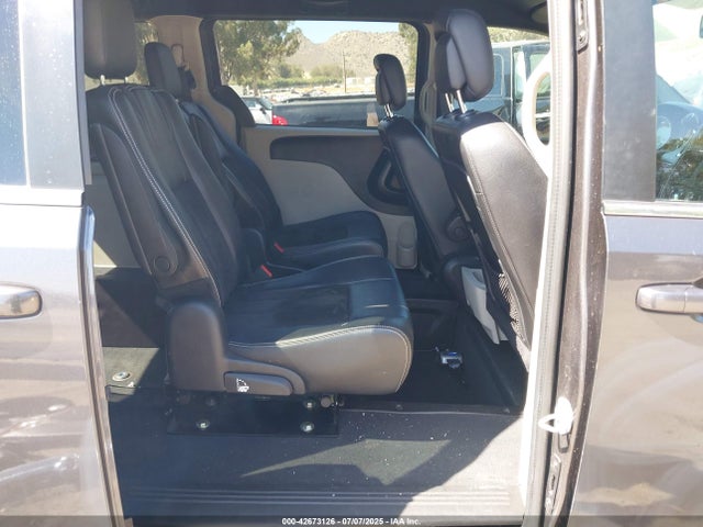 Dodge 2019 2019 2C4RDGCG7KR758956 Image 8