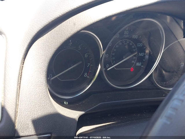 JM1GJ1U55F1219496 Mazda 2015